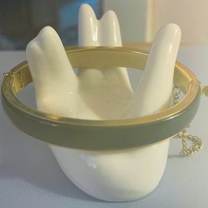 Vintage Women’s lot 2 black/red bracelets